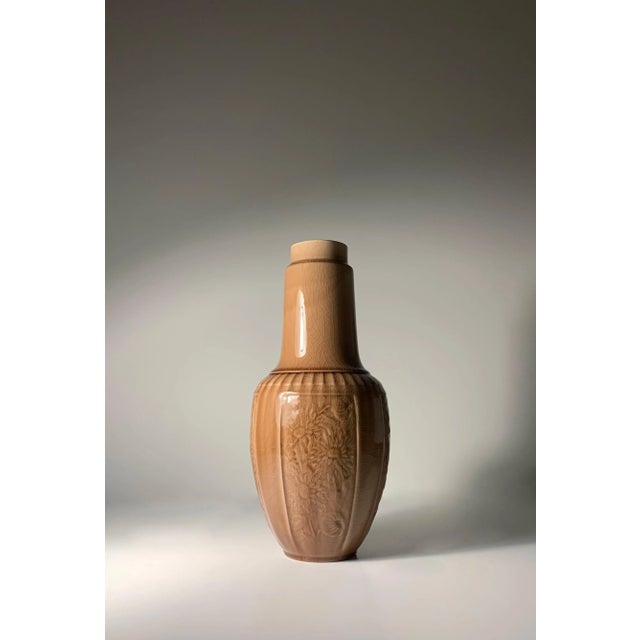 Rookwood pottery Lamp Model 6811 , 1947 An attractive crazing to the glaze in the making of the lamp.