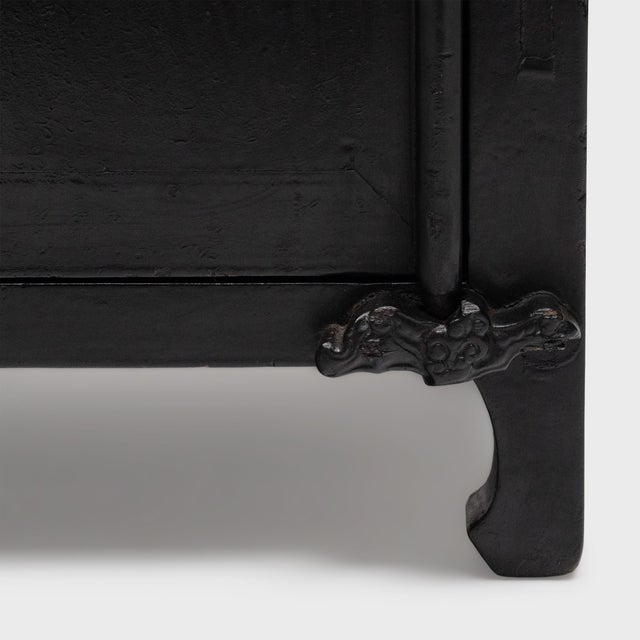 Mid 19th Century Chinese Petite Double Bat Chest, C. 1850 For Sale - Image 5 of 6