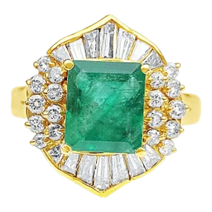 1.62 Carat Vintage Colombian Emerald and Baguette Cut Diamond Ring in 18k yellow