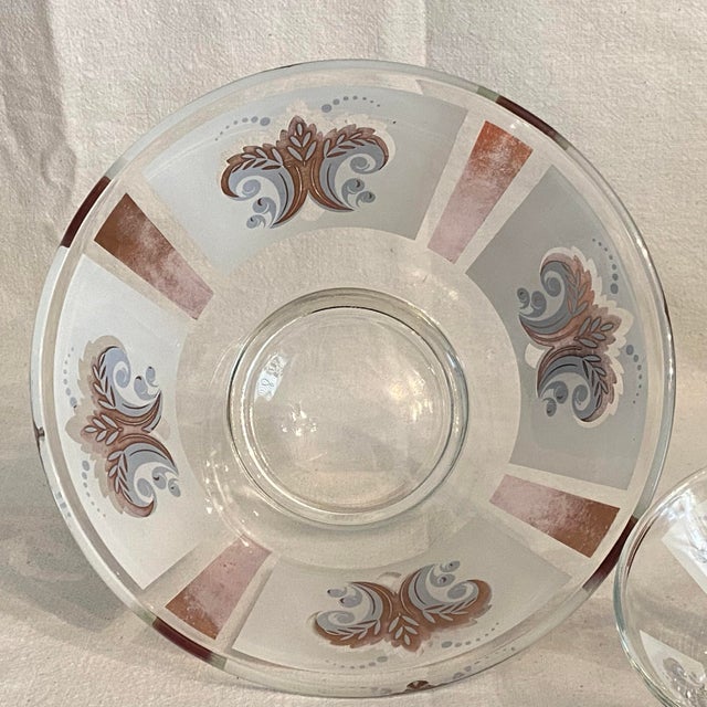 Fleur De Lis Chip and Dip Bowls With Metal Hanger - Set of 3 by Anchor Hocking For Sale - Image 12 of 12