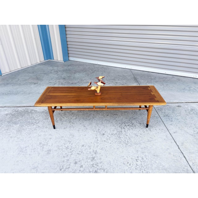 Mid-Century Modern 1960s Mid-Century Modern Lane "Acclaim" Walnut and Oak Surfboard Coffee Table For Sale - Image 3 of 10