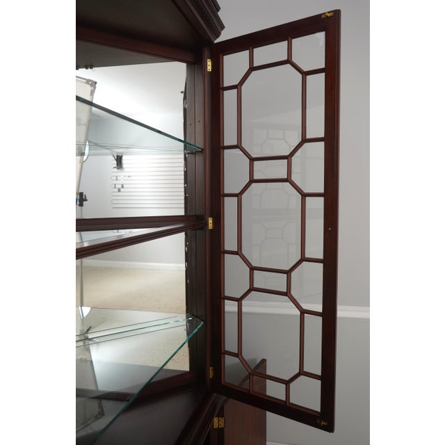 Henkel Harris Chippendale Mahogany Corner China Cabinet For Sale In Philadelphia - Image 6 of 18