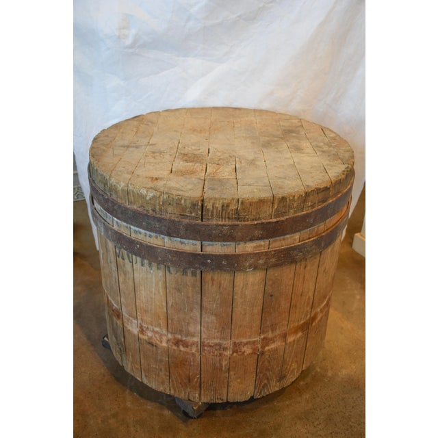 Mid 19th Century Large Round Butcher Block For Sale - Image 4 of 7