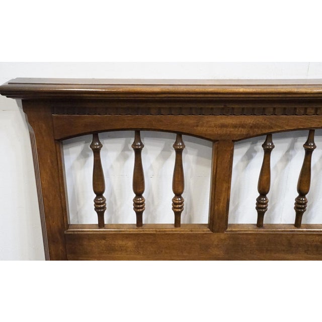 Ethan Allen Ethan Allen Classic Manor Collection Solid Maple Queen Size Spindle Headboard 15-5634-5 For Sale - Image 4 of 7