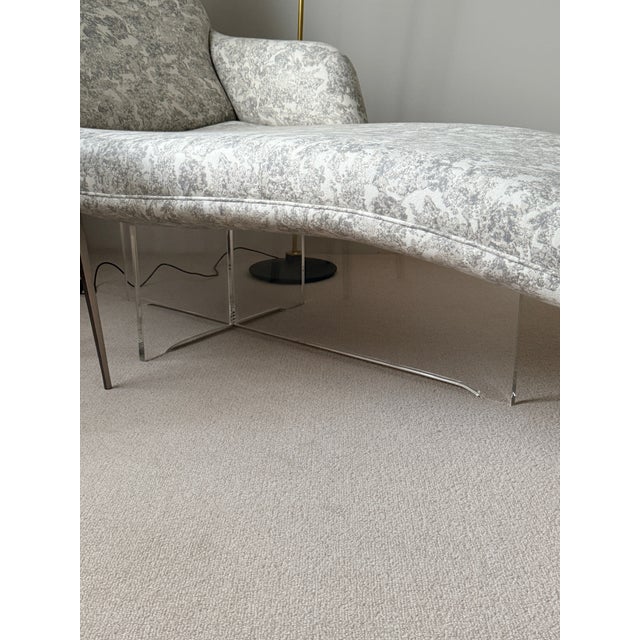 Textile Vladimir Kagan Erica Chaise For Sale - Image 7 of 9