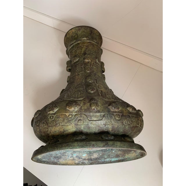 Chinese Chinese Archaistic Bronze Vase, Circa 1900 Shang Dynasty Style Gu Vessel For Sale - Image 3 of 18
