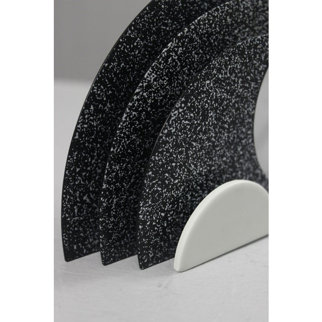 Vintage Table Clock in Painted Metal, 1980s For Sale - Image 6 of 9