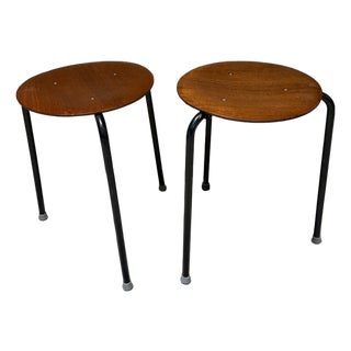 Model 3170 "Dot Stools Arne Jacobsen Fritz Hansen Mid Century Modern For Sale