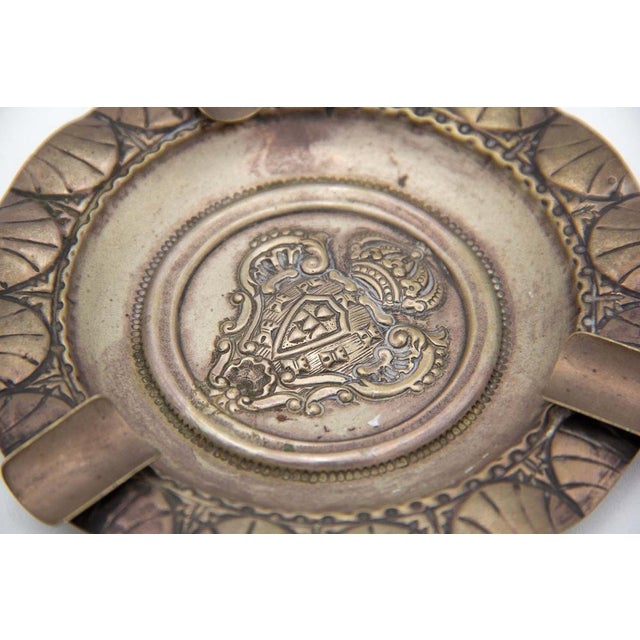 Circular Silver Ashtray with the Coat of Arms of Portugal, in Good conditions.