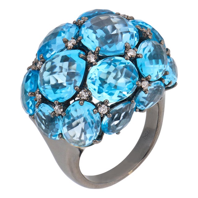 Vintage 25.00 Carat Blue Topaz 18k Gold Cocktail Ring, Size 6.75 For Sale