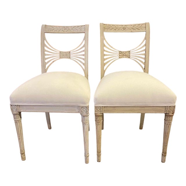 Pair of Swedish Gustavian Painted Side Chairs For Sale
