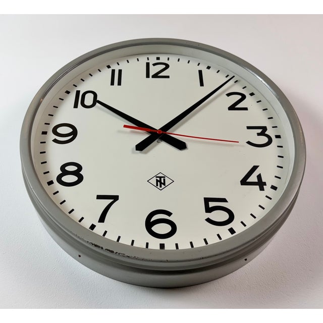 Large Vintage Industrial Wall Clock from TN, 1960s For Sale - Image 6 of 16