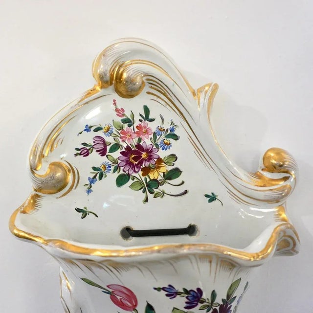 1870s Antique French Faience Pottery White Pink Gold Flower Holder Wall Pocket For Sale - Image 9 of 12