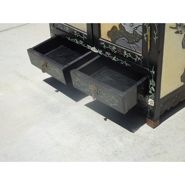 Vintage Chinese Asian Chinoiserie Gold Silver Storage Cabinet Side Table #V23 For Sale - Image 10 of 17