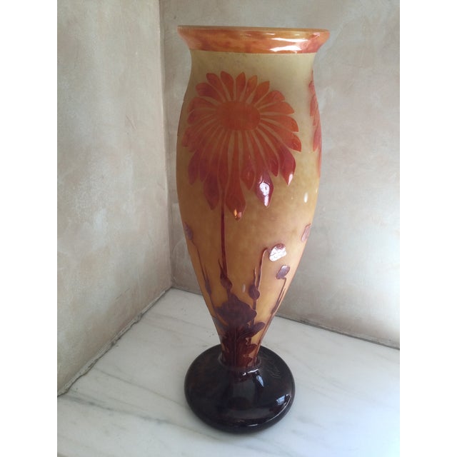 This is a beautiful piece for long stem flowers The design on the vase are big blooming lotus flowers, buds and leaves -...