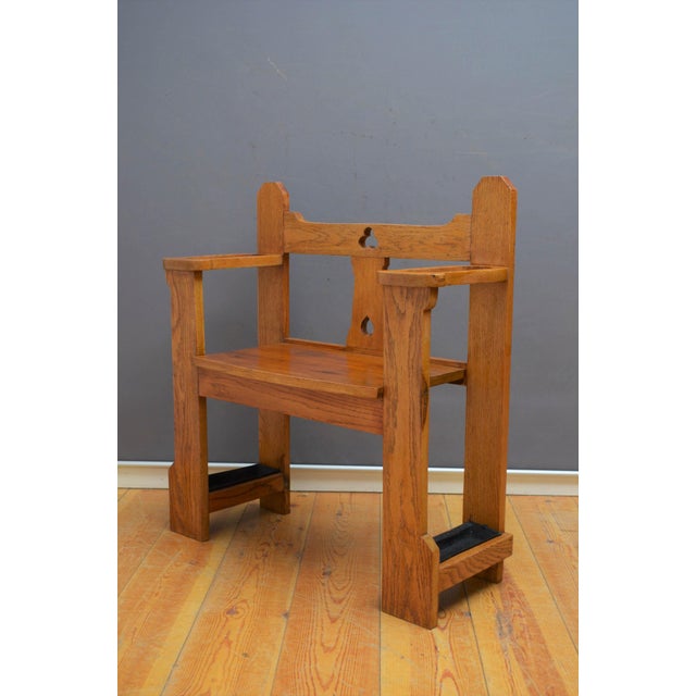 Arts and Crafts English Oak Hall Bench, 1900 For Sale - Image 9 of 12