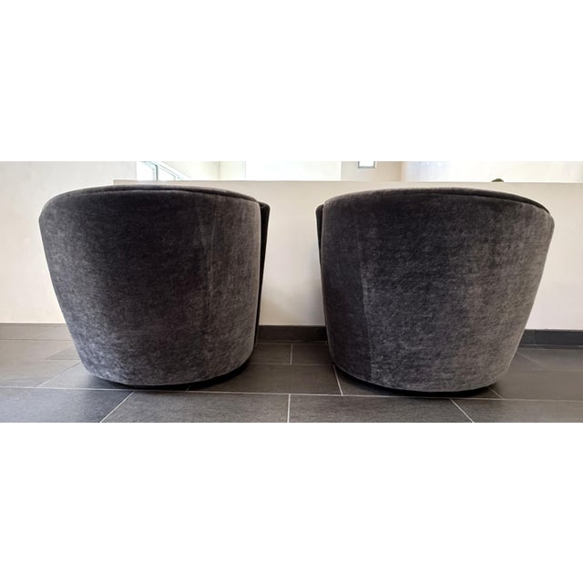 Sculptural Weiman Swivel Lounge Chairs in the Manner of Vladimir Kagan – Pair – Belgian Mohair – 1970s For Sale - Image 10 of 11