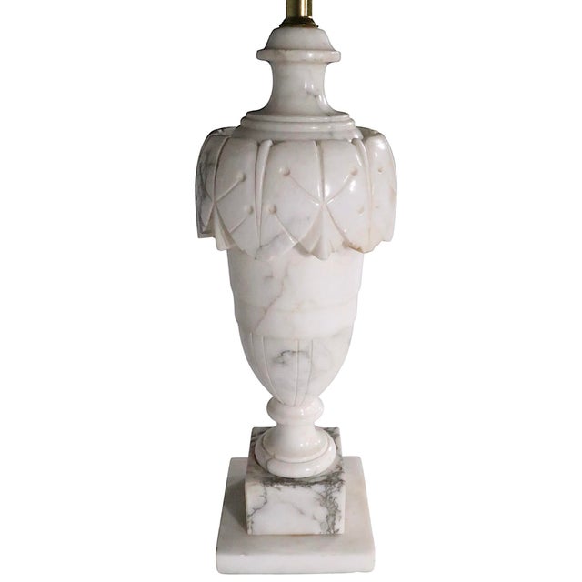Alabaster Mid 20th Century Hollywood Regency Carved Alabaster Table Lamp Made in Italy For Sale - Image 8 of 12