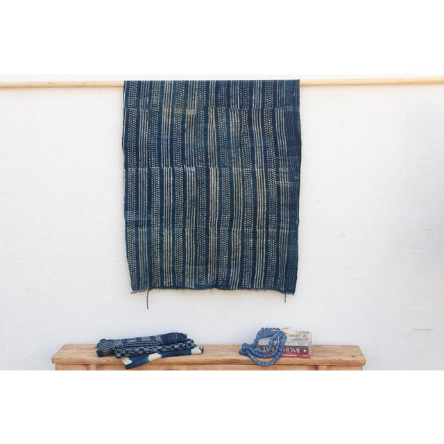 Linear Rhythms Indigo Mud Cloth Throw For Sale In Los Angeles - Image 6 of 6