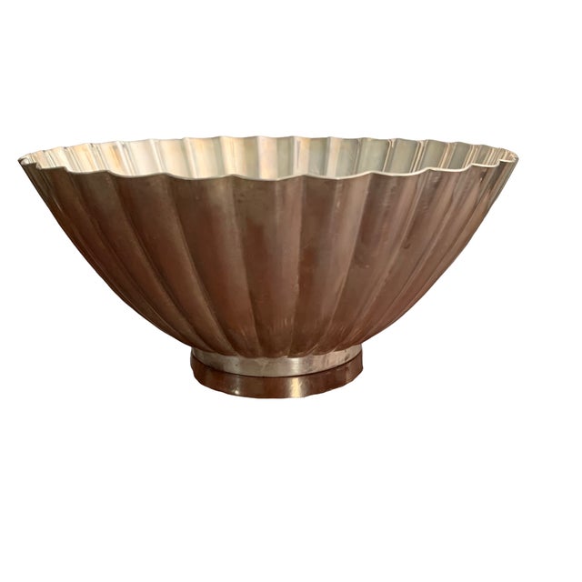 Silver Mid 20th Century Reed & Barton Silver Scalloped Centerpiece Bowl For Sale - Image 8 of 8