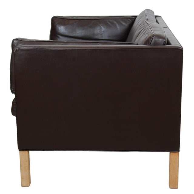 Model 2442 2-Seater Sofa in Brown Leather by Børge Mogensen for Fredericia, 1970s For Sale - Image 3 of 16