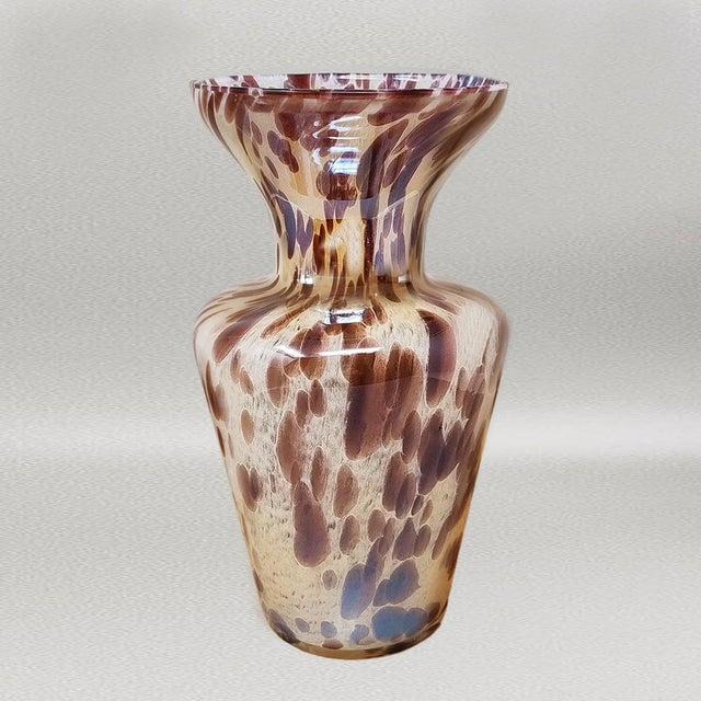 Handcrafted Vase in Murano Glass by Maestro Del Vetro. Italy, 1970s For Sale - Image 4 of 8