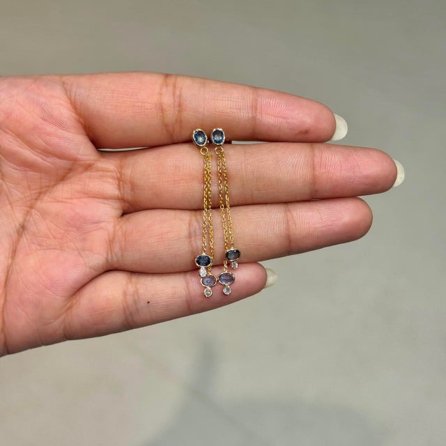 Navy Blue 18k Gold Linear Drop Dangle Earrings With 1.2ct Blue Sapphire & Diamond- A Pair For Sale - Image 8 of 14