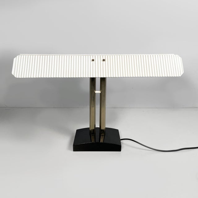 Italian Modern Table Lamp by Tobia Scarpa for Flos, 1980s For Sale - Image 3 of 18
