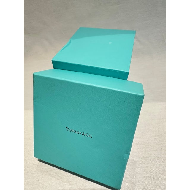 Tiffany and Co Crystal Apple Trinket Jar Covered Dish With Original Box For Sale In Boston - Image 6 of 11