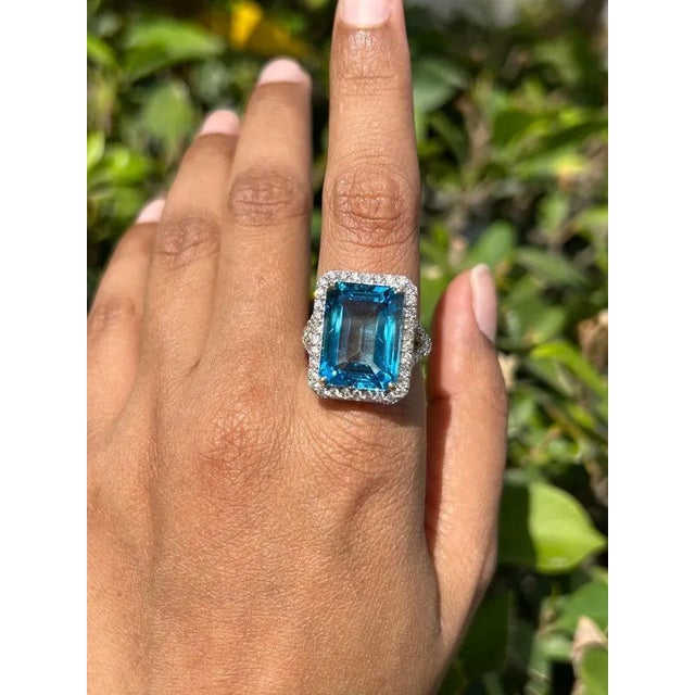 Art Deco 14k Yellow Gold 15.41 CTW Blue Topaz Halo Diamond Cocktail Ring Size 7 For Sale - Image 3 of 15