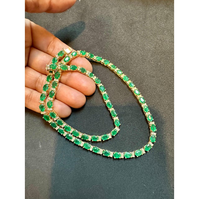 40 Carat Oval Brazilian Emerald & 3 Carat Diamond Tennis Necklace 14 Karat Gold For Sale - Image 4 of 18