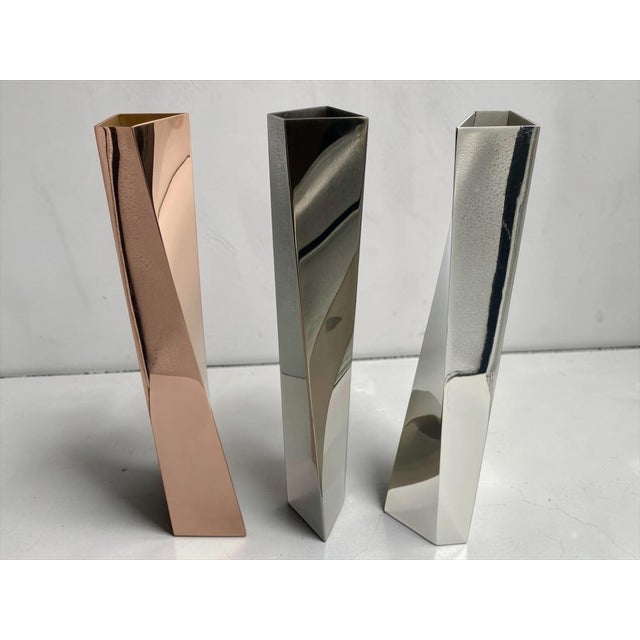 Sculptural Triptych Crevasse Vases by Zaha Hadid for Officina Alessi, 2005, Set of 3 For Sale - Image 12 of 15