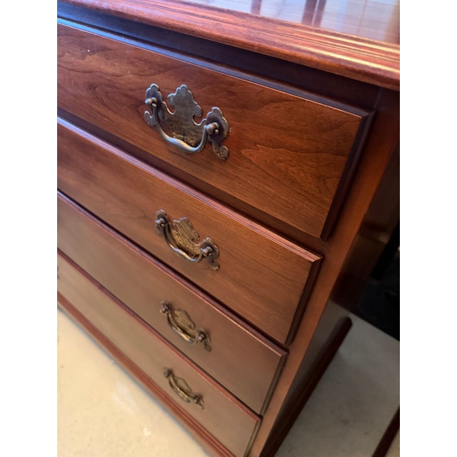 1970s Henkel Harris Virginia Galleries Dresser For Sale - Image 4 of 18