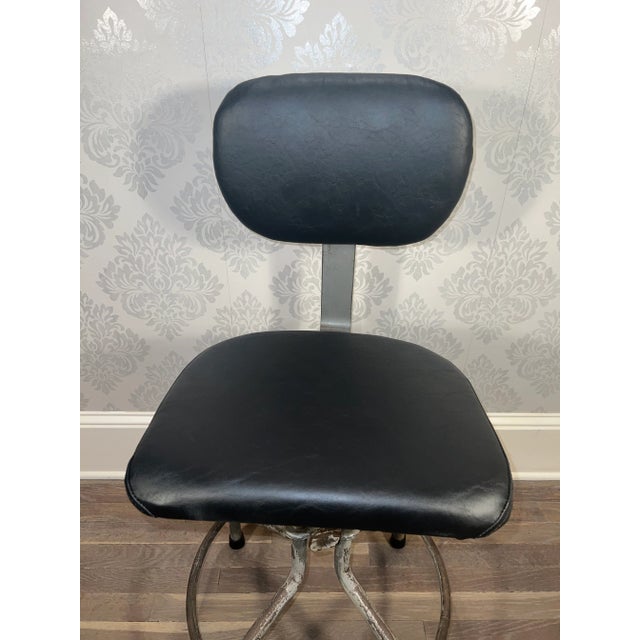 This is a great, rare, vintage Stylex drafting chair that I rescued and refurbished. It was made in Delanco, New Jersey,...