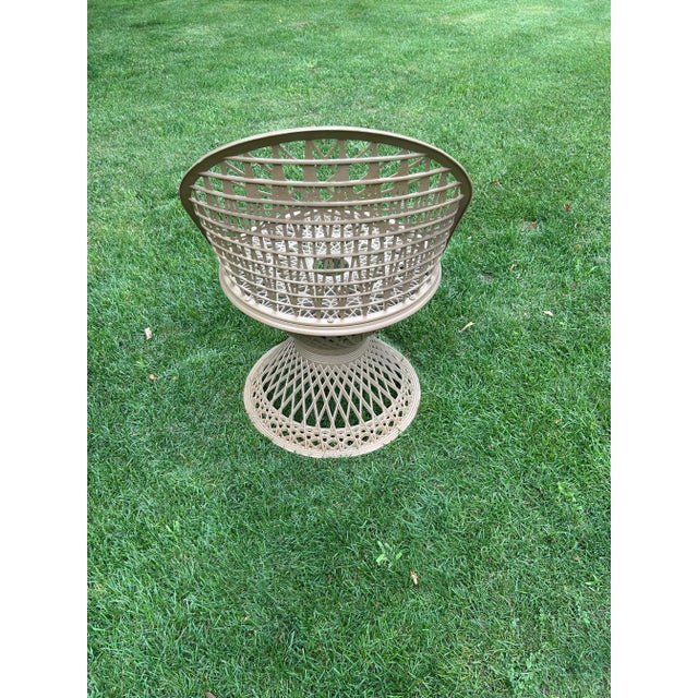 Taupe 1970’s Vintage Russell Woodward Woven Spun Fiberglass Bistro Table and Glass Table Top & Pair of Matching Chairs, Patio Set, Attributed For Sale - Image 8 of 12