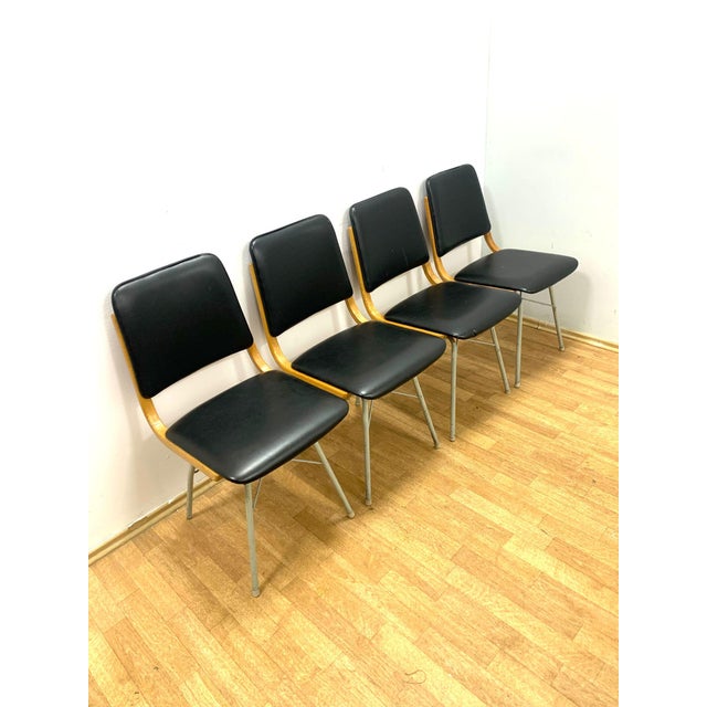 Mid-Century Modern Dining Chairs by Miroslav Navrátil for Ton, 1960s, Set of 4 For Sale - Image 6 of 9