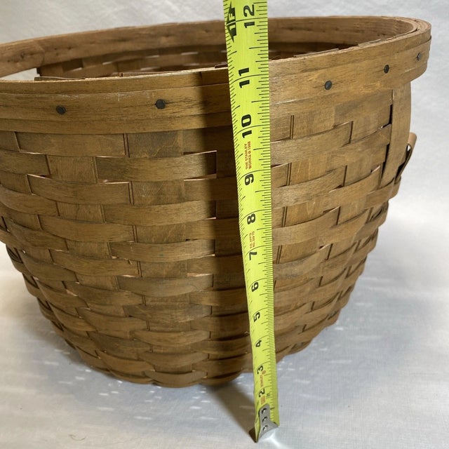 Longaberger Large Round Corn Basket 1985 For Sale - Image 10 of 10