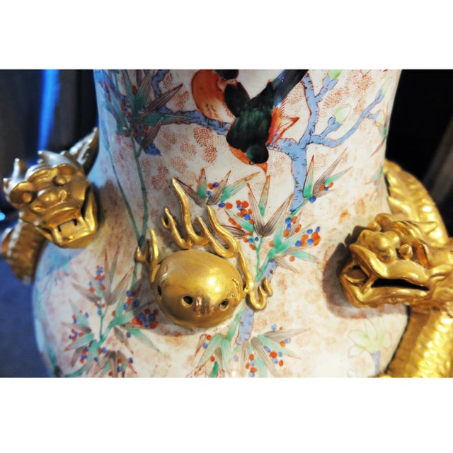 Late 19th Century 20th Century Chinese Cantonese Rose Medallion Vase With Gold Dragons For Sale - Image 5 of 9