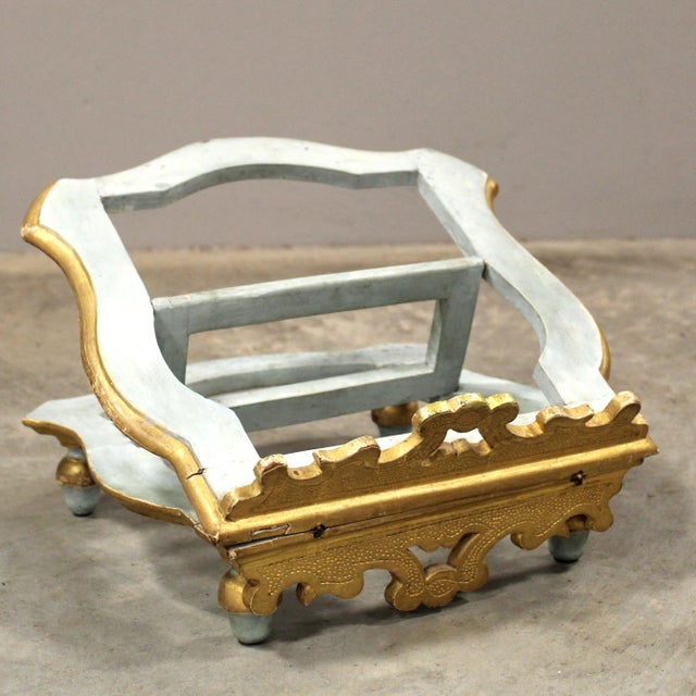 Tabletop lectern Made of lacquered and gilded wood - adjustable height/tilt Late 18th century Origin: Italy Dimensions:...