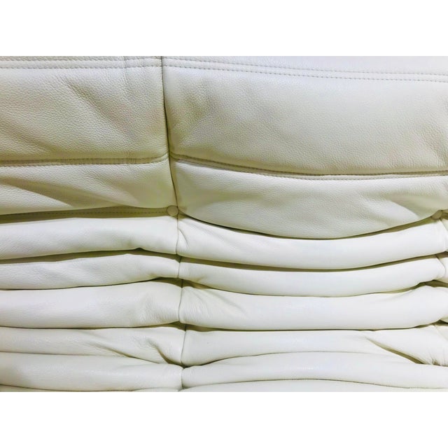 Mid-Century Modern French Togo Sofa in Off-White Cow Leather by Michel Ducaroy for Ligne Roset, 1970s For Sale - Image 3 of 10