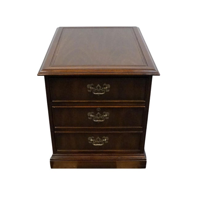 Traditional Sligh Furniture Solid Mahogany Traditional Style 22" File Cabinet For Sale - Image 3 of 12
