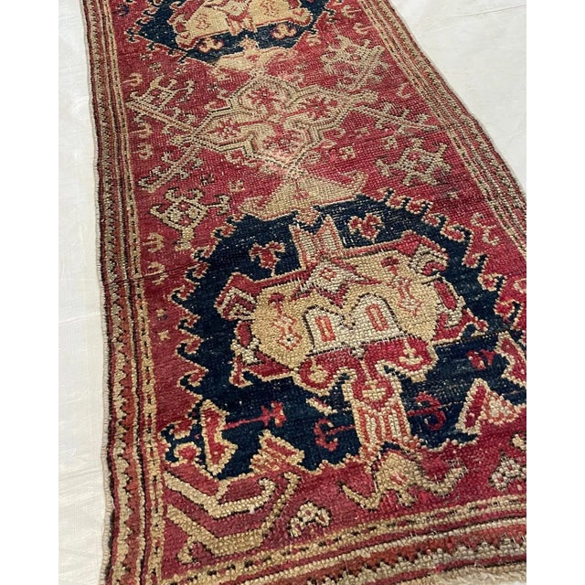 Antique Turkish Oushak rugs have been woven in Western Turkey since the beginning of the Ottoman period. Historians...
