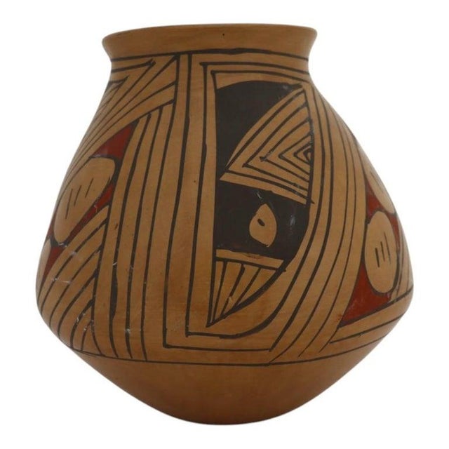 Mexican Mexican Mata Ortiz Pottery Jar Signed by Neli Silveira C1990 For Sale - Image 3 of 11