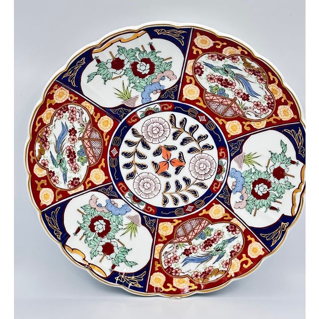 Antique Japanese Imari Floral Scalloped Porcelain Large Charger Platter For Sale In Palm Springs - Image 6 of 8