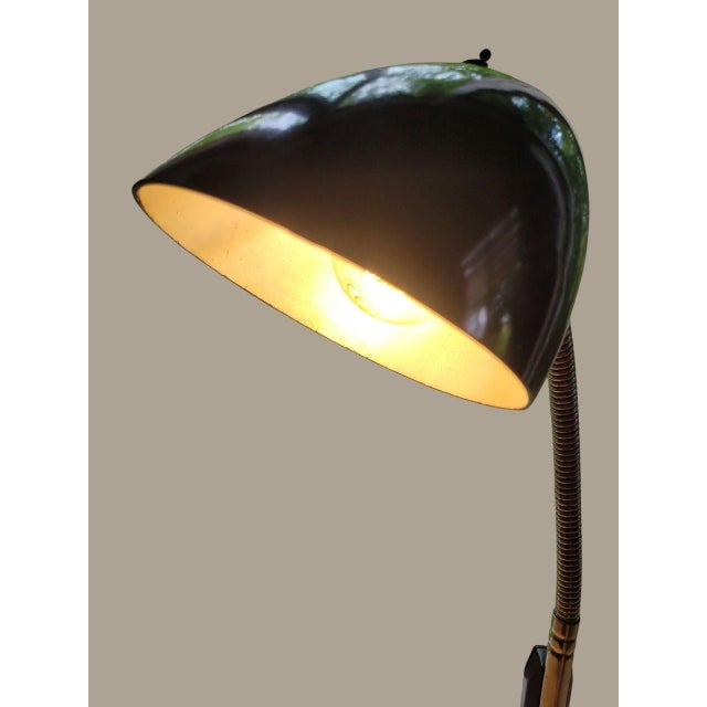 Mid-Century Modern Bauhaus Table Lamp in Bakelite by Erik Kirkman Cole for Ekco, 1940s For Sale - Image 3 of 14