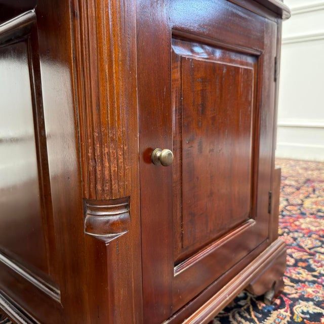 English Partner Desk in Green Leather For Sale - Image 14 of 18