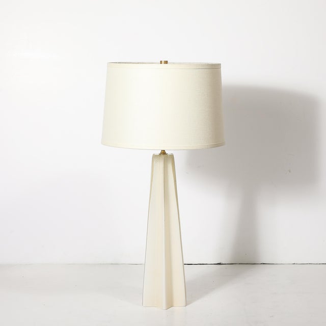 2020s Pair of Modernist Hand Blown Murano Pearlescent Sculptural X-Form Table Lamps For Sale - Image 5 of 18