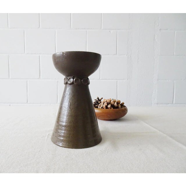 Large brown ceramic vase in funnel shape of Maria Kohler for Villeroy & Boch Mettlach. A very rare studio vase from the...