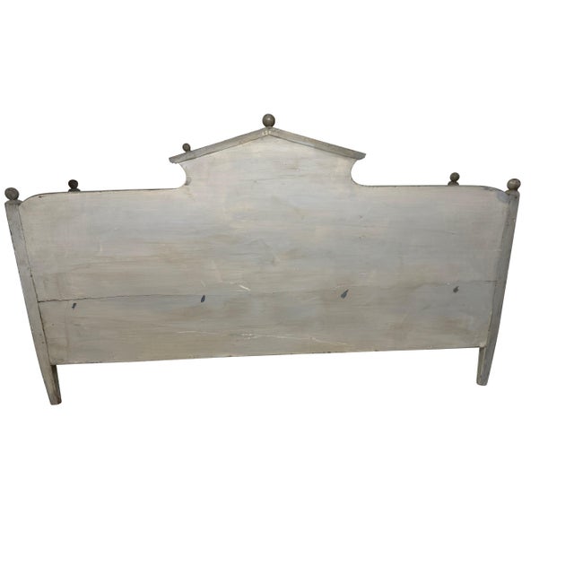 19th Century Neoclassical Style Swedish Grey Gustavian Storage Sofa Hand Carved For Sale - Image 10 of 18