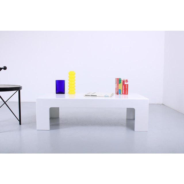 Space Age White Rectangular Coffee Table from Artifort, 1970s For Sale - Image 9 of 16